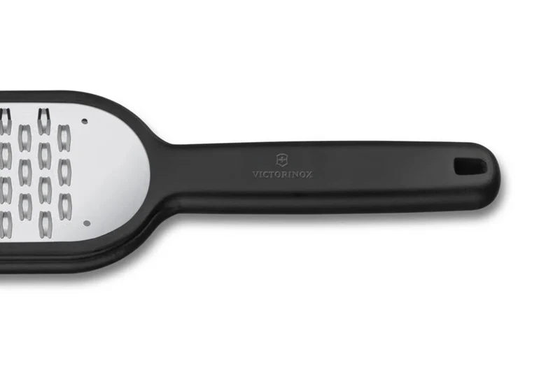 Râpe à double tranchant Victorinox manche noir 26,7cm