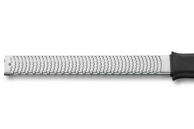 Râpe-Zesteur Victorinox manche noir 32,9cm
