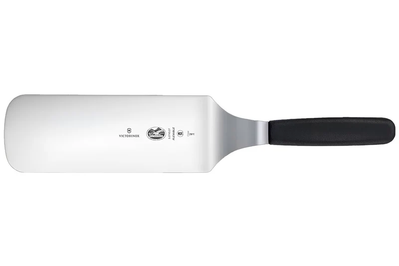 Spatule coudée pour gril Victorinox manche noir 21cm
