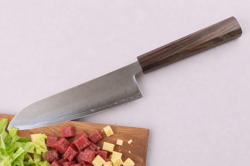 Couteau santoku 17cm japonais artisanal Wusaki Hikari SLD manche bubinga