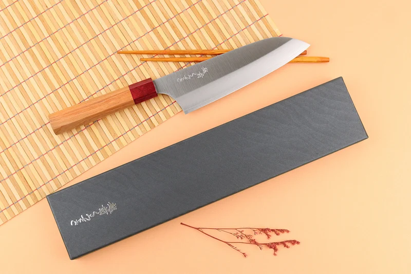 Couteau santoku 17cm japonais artisanal Makoto Kurosaki Ryusei VG7