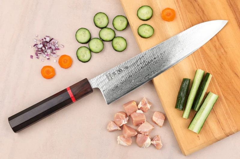 Couteau de chef 24cm japonais artisanal Wusaki Nawame AUS10 damas