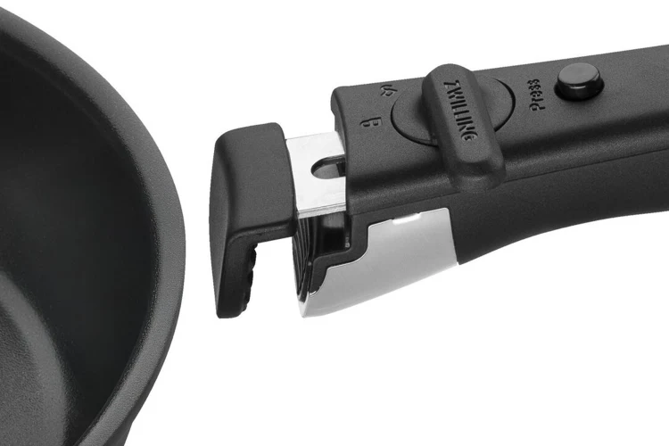 Set de 2 poêles Zwilling Unlock Ceraforme® Titanium en aluminium 24 et 28cm + 1 poignée amovible