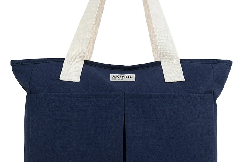 Lunch bag isotherme Akinod 10:47 en polycoton bleu navy 21L
