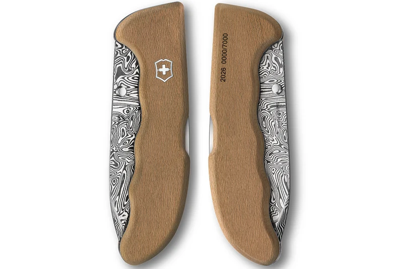 Couteau pliant Victorinox Evoke Wood Damast Édition limitée 2026