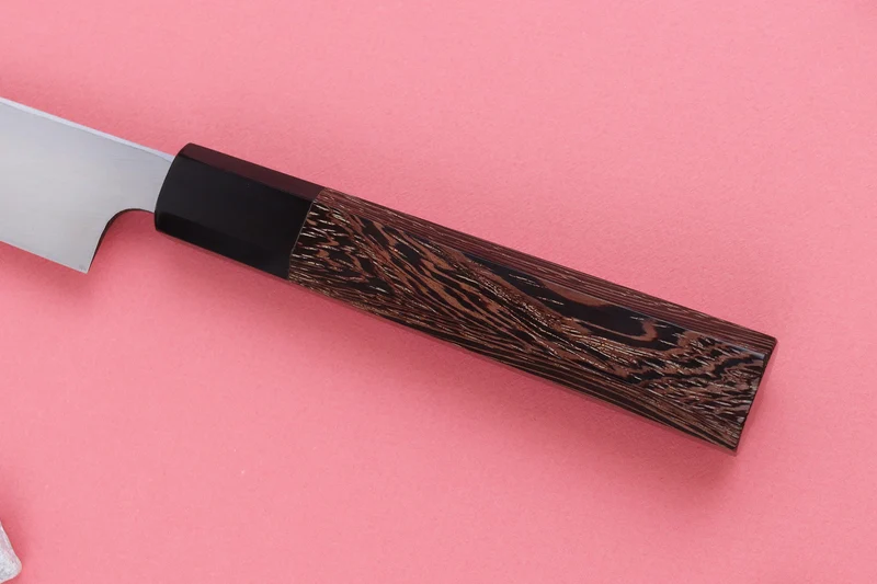 Couteau yanagiba kiritsuke 24cm japonais artisanal Hatsukokoro Shirasagi manche en wengé