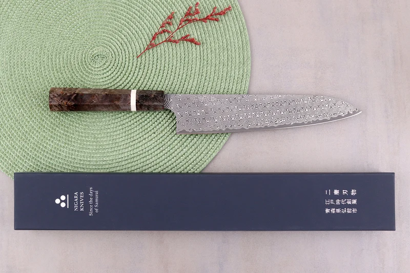 Couteau de chef 23cm japonais artisanal Nigara Hamono Anmon Damascus SG2