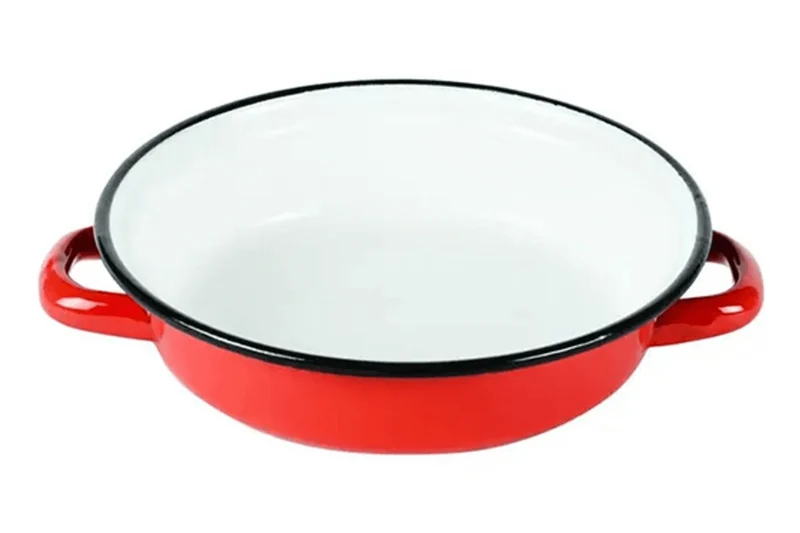 Plat à oeuf Beka en acier émaillé rouge d'antan