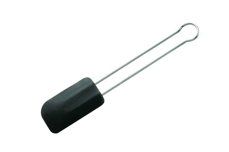 Maryse Rösle en silicone noir