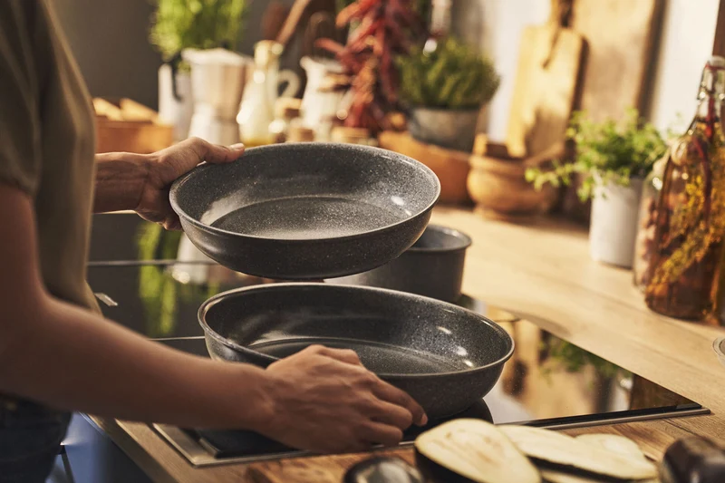 Set de cuisson 4 pièces Ballarini Torre 1 poêle 24cm + 1 poêle 28cm + 2 poignées amovibles