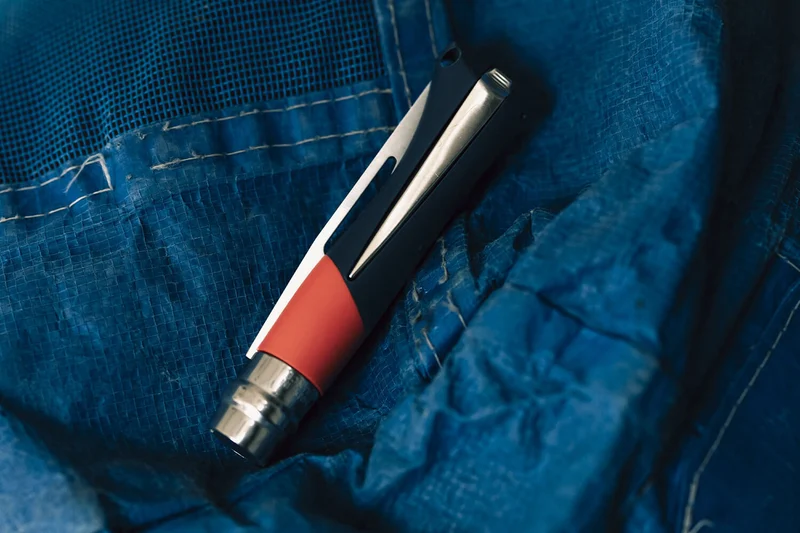 Couteau Opinel N°09 Océan rouge
