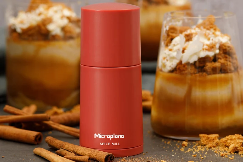Moulin à épices Microplane 2-en-1 Rose à lèvres