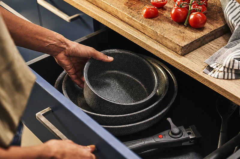 Set de cuisson 6 pièces Ballarini Torre 1 poêle 24cm + 1 poêle 28cm + 1 casserole 16cm + 3 poignées amovibles