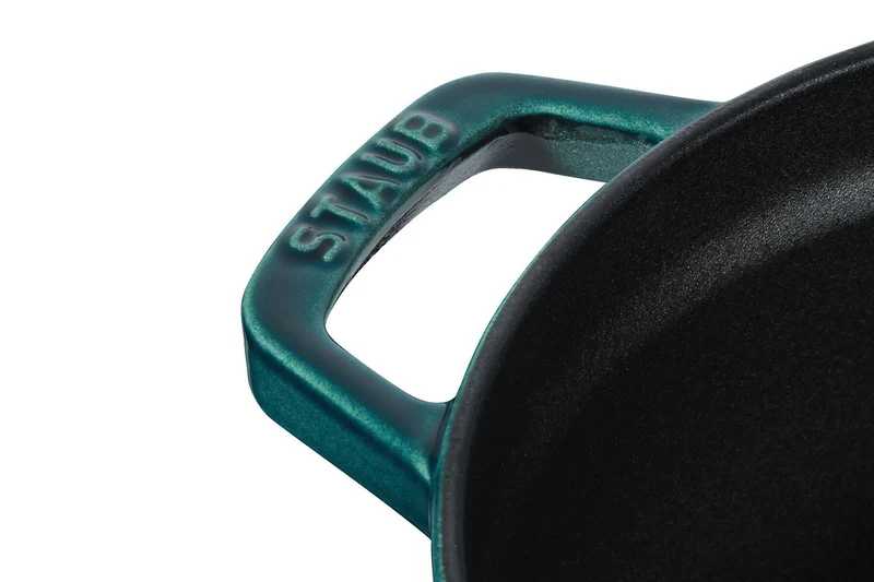 Cocotte ronde Staub en fonte émaillée La Mer