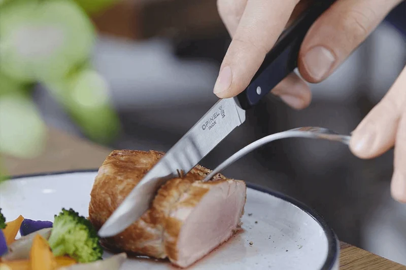 Couteau de table Opinel Bon Appétit Pro n°125 lame 11cm en inox manche noir