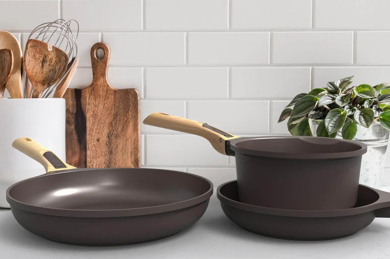 L'Incroyable Kit Cookut 2 poêles et 1 casserole à poignée amovible - moka