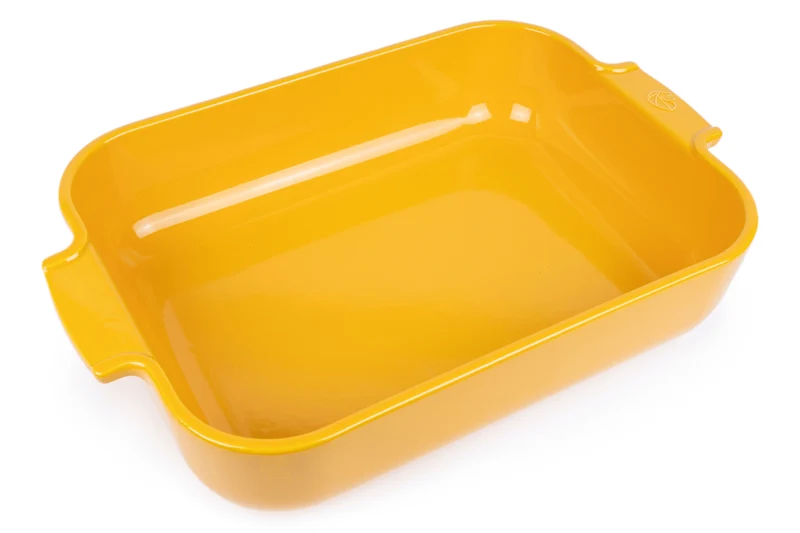 Plat four rectangle Peugeot Appolia en céramique jaune safran