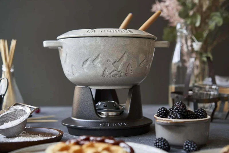 Service à fondue en fonte STAUB 20cm 6 personnes