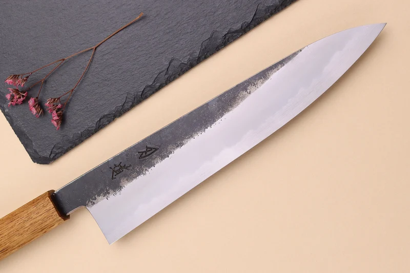 Couteau de chef 24cm japonais artisanal Hado Sumi WS2
