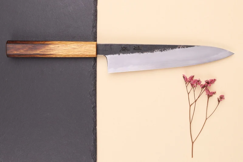 Couteau de chef 21cm japonais artisanal Hado Sumi WS2