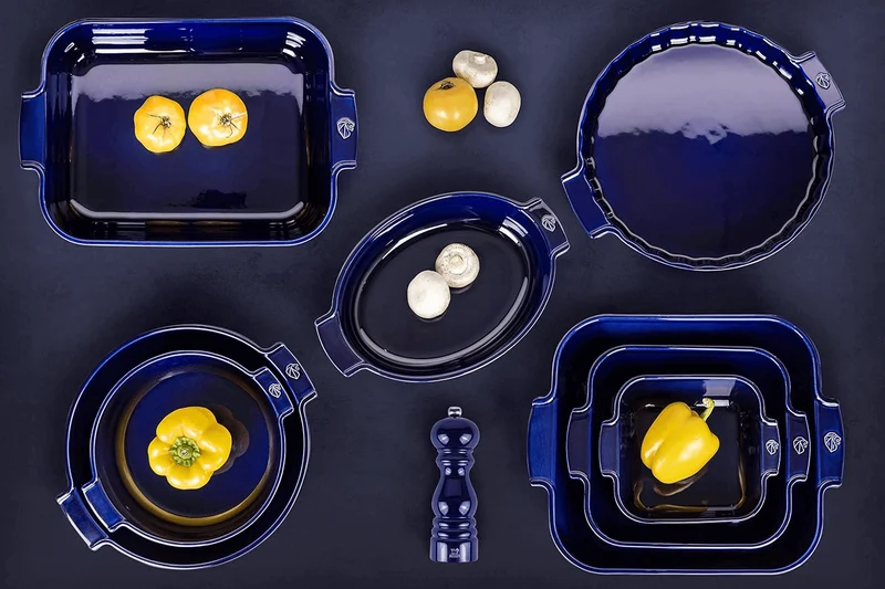 Plat four rectangle Peugeot Appolia en céramique bleu