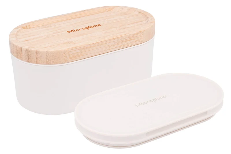 Râpe Microplane 3-en-1 blanche avec boîte de conservation et double couvercle