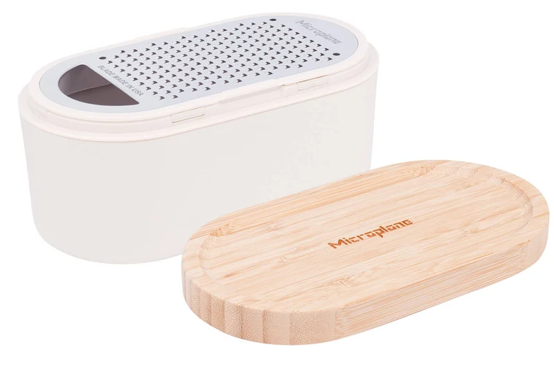 Râpe Microplane 3-en-1 blanche avec boîte de conservation et double couvercle