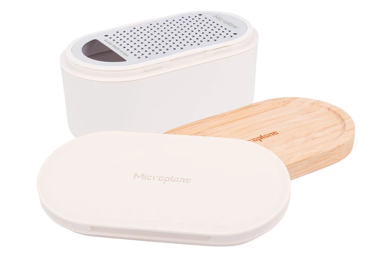 Râpe Microplane 3-en-1 blanche avec boîte de conservation et double couvercle
