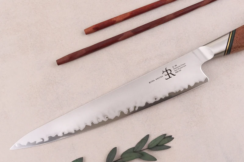 Couteau à découper 20,5cm Ryda Knives A-30 San Maï et manche en noyer