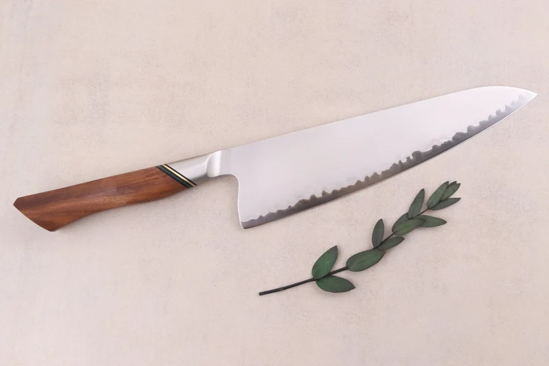 Couteau de chef 20,5cm Ryda Knives A-30 San Maï et manche en noyer