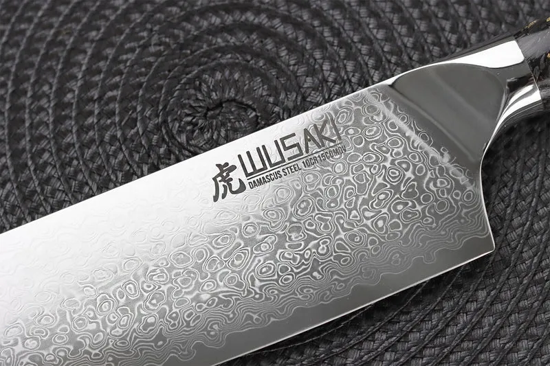 Couteau santoku Wusaki Sakin Damas 10Cr 17cm manche en fibre de carbone et feuille d'or