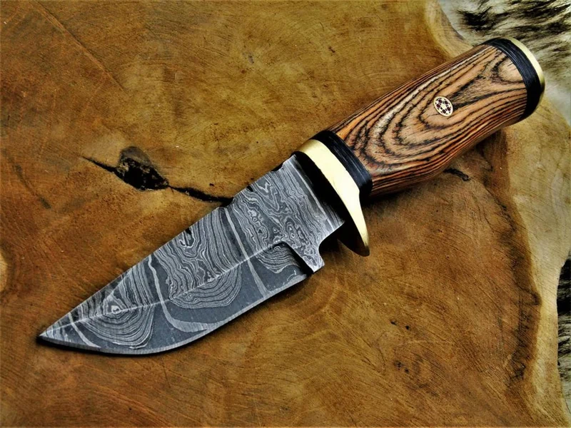Couteau De Chasse Japonais Damas