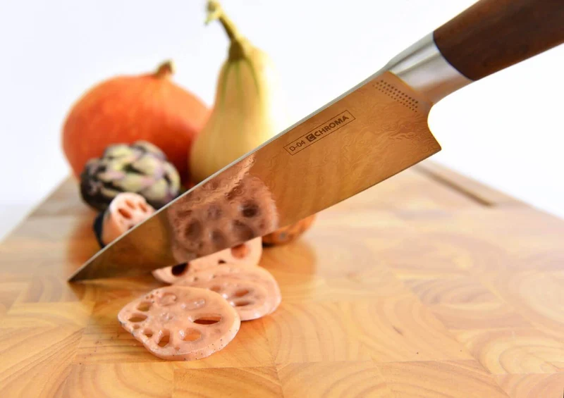 Couteau Santoku Chroma Dorimu Pure Damascus 17.5cm acier japonais 64 couches