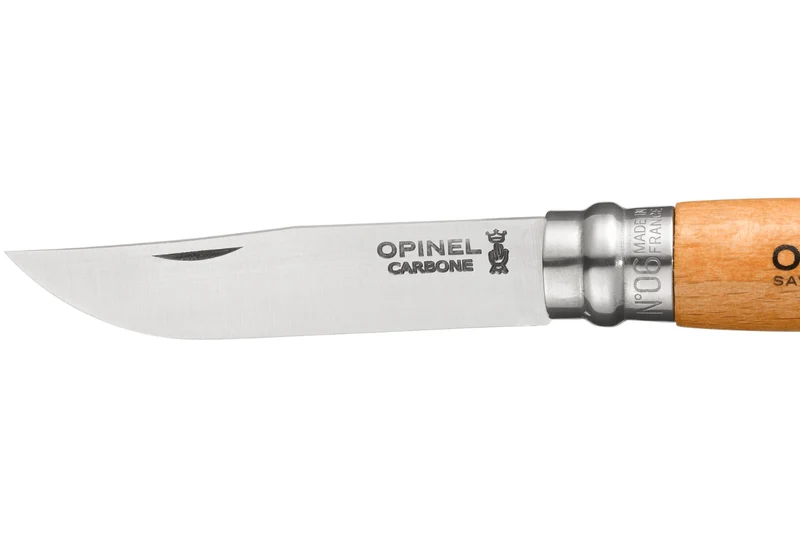 Couteau pliant Opinel Tradition Carbone n°06 lame 7cm manche hêtre
