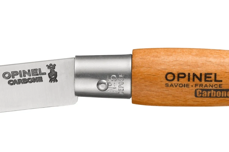 Couteau pliant Opinel Tradition Carbone n°05 lame 6cm manche hêtre