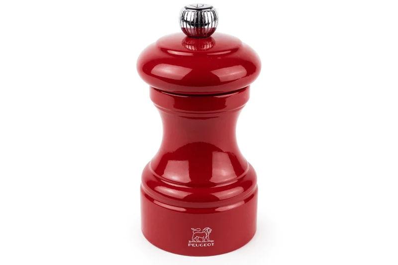 Moulin à poivre manuel Peugeot Bistro en bois de hêtre laqué rouge passion 10cm
