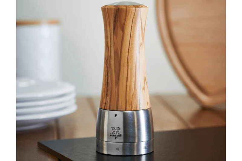 Moulin à poivre manuel Peugeot Madras U'Select en bois d'olivier et inox