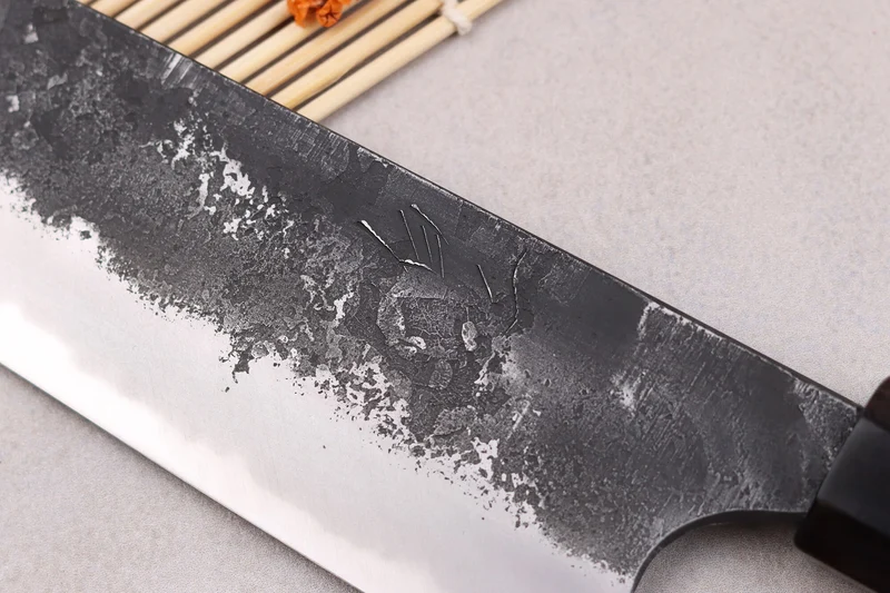 Couteau gyuto 21cm japonais artisanal Naoki Mazaki WS2 Black Nashiji