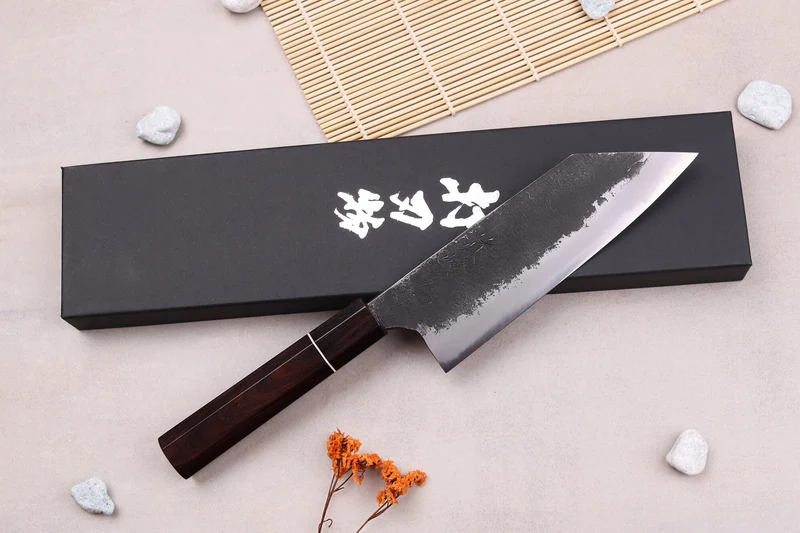 Couteau bunka 16,5cm japonais artisanal Naoki Mazaki WS2 Black Nashiji