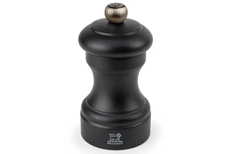 Moulin à poivre manuel Peugeot Bistro en bois de hêtre noir mat 10cm