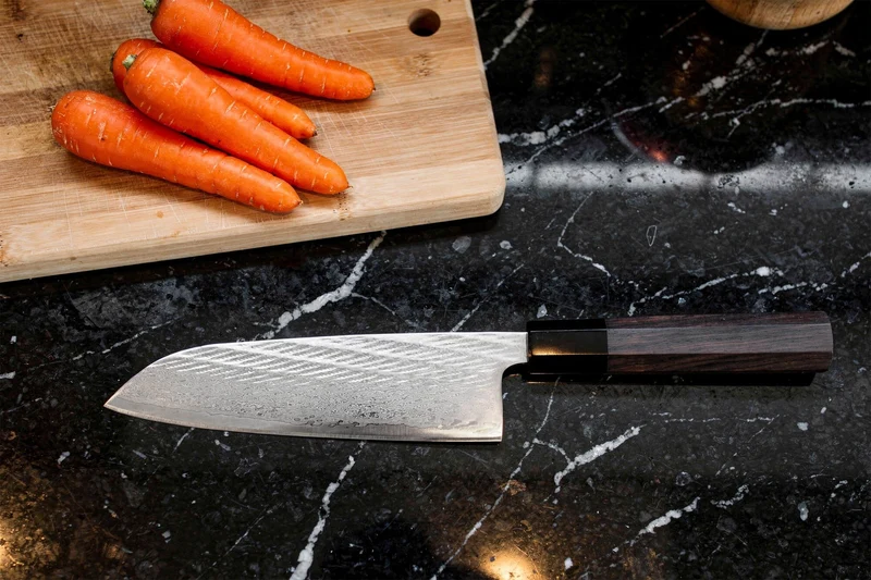 Couteau santoku 16,5cm japonais artisanal Wusaki Kuronawa G3 damas