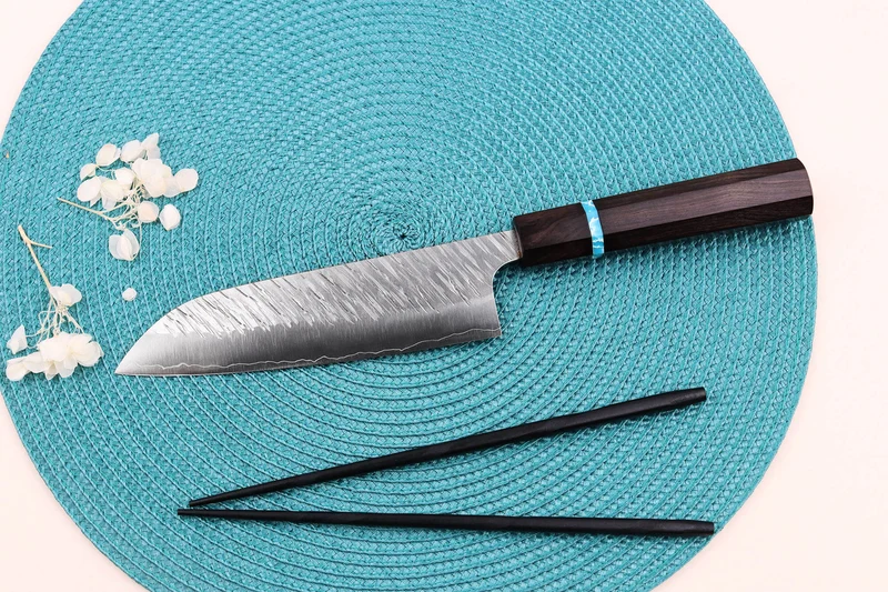 Couteau santoku japonais artisanal Yu Kurosaki Fujin 16,5cm SG2 turquoise