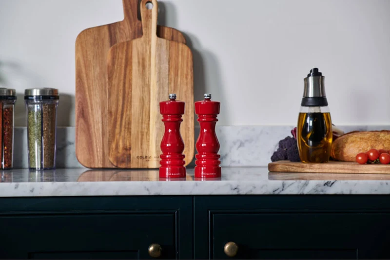 Coffret moulins sel et poivre Cole & Mason London rouge gloss 18cm