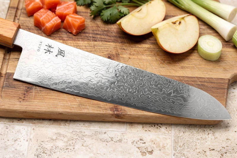 Couteau gyuto 24cm japonais Yuzo Ryuho Damas SG2
