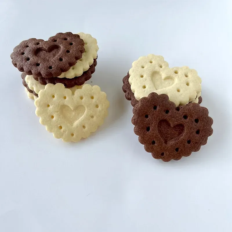 Emporte-pièces à biscuits en forme de cœur et enveloppe - Set de 4 pièces