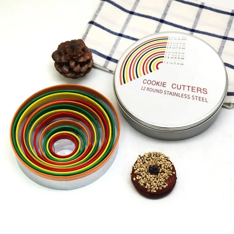 Emporte-pièces ronds en inox colorés - Set de 12 pour biscuits