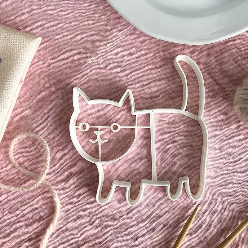 Emporte-pièces à biscuits chat - Set de 4 moules 3D en plastique