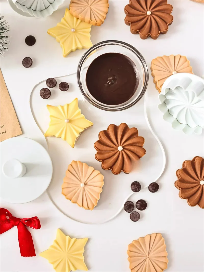 Emporte-pièces à biscuits en métal - Set de 3 modèles floraux
