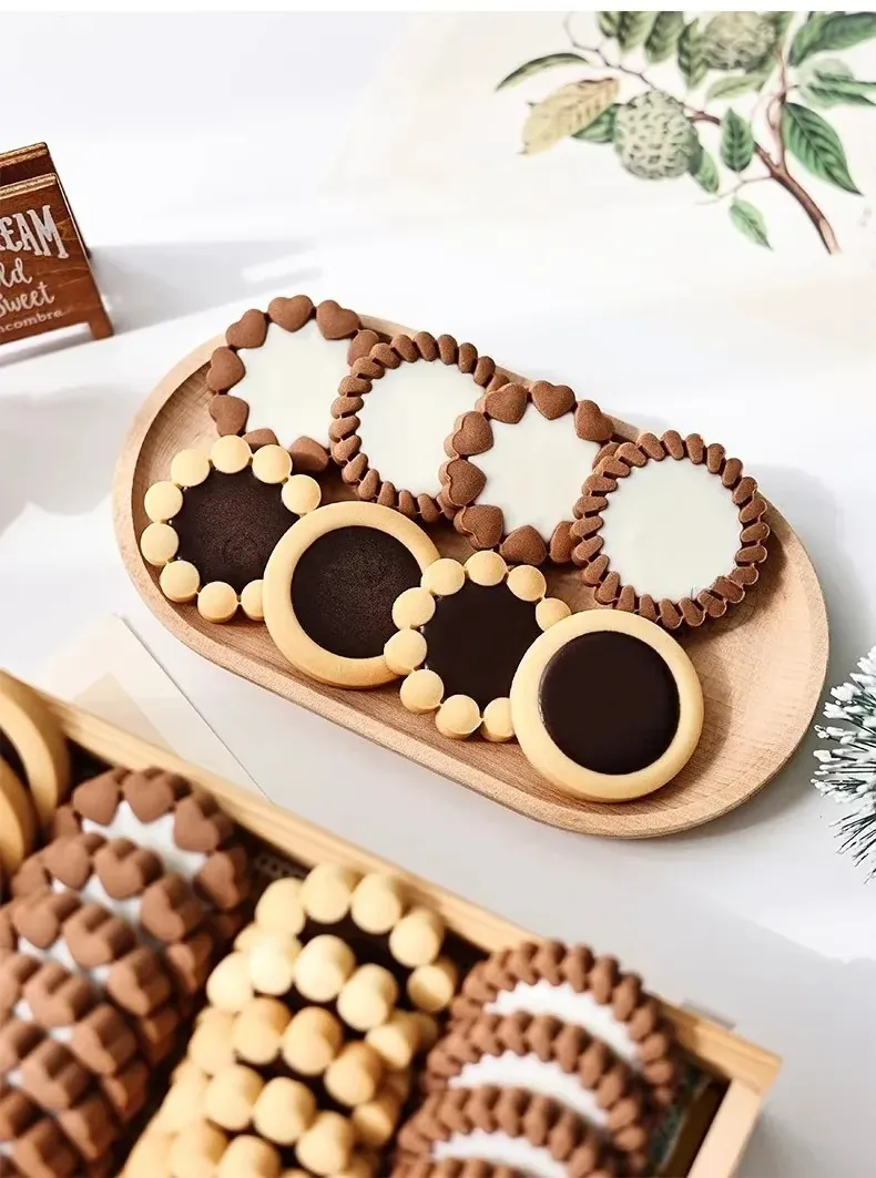 Emporte-pièce en silicone pour biscuits en forme de fleur - 3 pièces