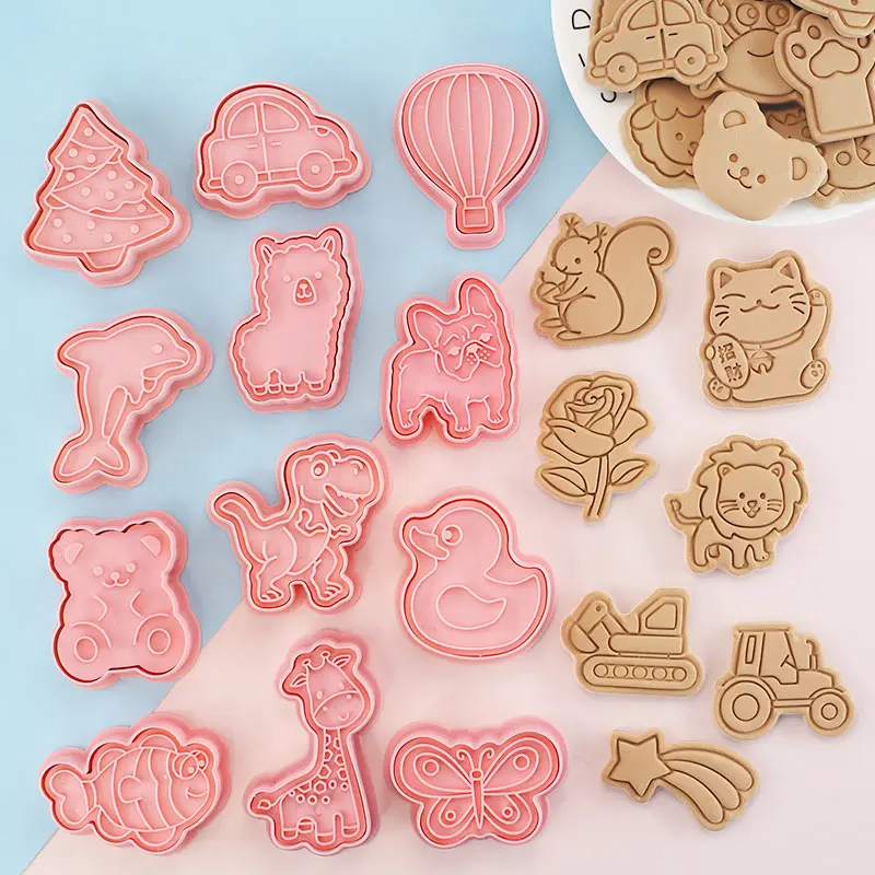 Emporte-pièces à Biscuits - Set de 8 Découpeurs en Plastique 3D